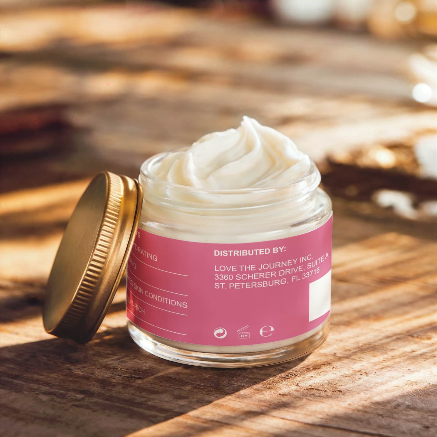 Earthbound Light Crème